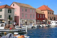 cheapest-places-to-live-and-travel-in-europe-8-Stari-Grad